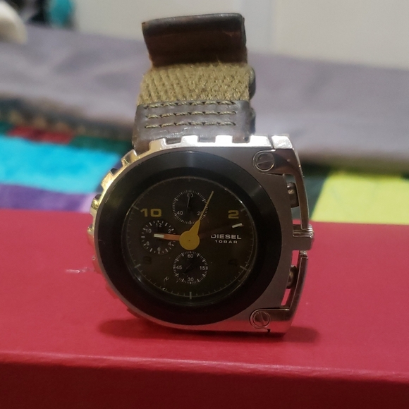 Authentic Diesel Watch ⌚ 👌 - Picture 8 of 11